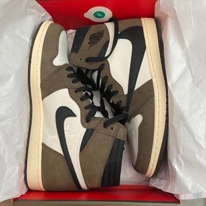 New Travis Scott OG High DS. Size 11.